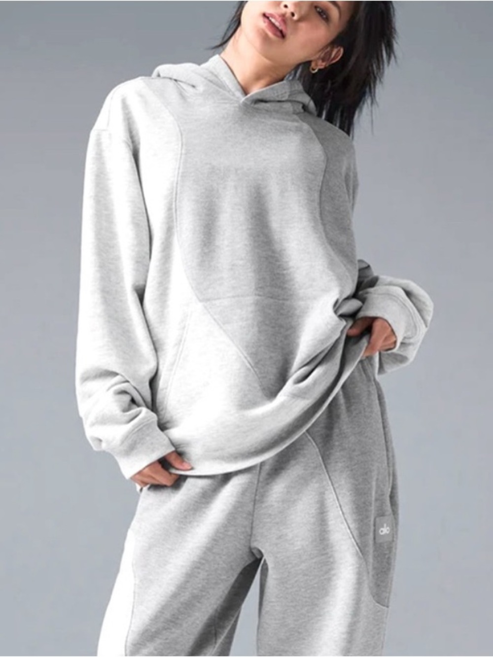 ALO Yoga Make Waves Hoodie in Athletic Heather Grey Tonal Size Medium